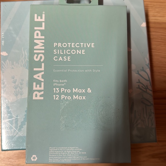 Real Simple silicone case for iPhones 12/13 pro max new - Picture 2 of 2